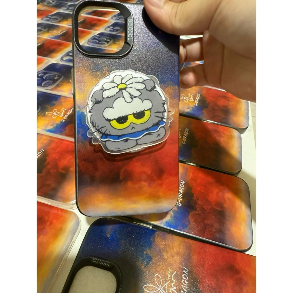 台灣現貨！更新-磁吸GD權志龍貓咪ZOA娃娃手機氣囊可伸縮支架/插卡立牌/演唱會-細節圖9