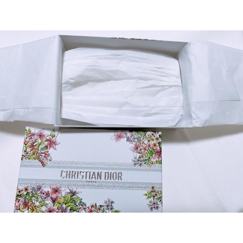 DIOR 迪奧禮盒 包裝紙 包裝組合 套組 禮盒 紙盒 紙袋 提袋 禮物包裝-細節圖4