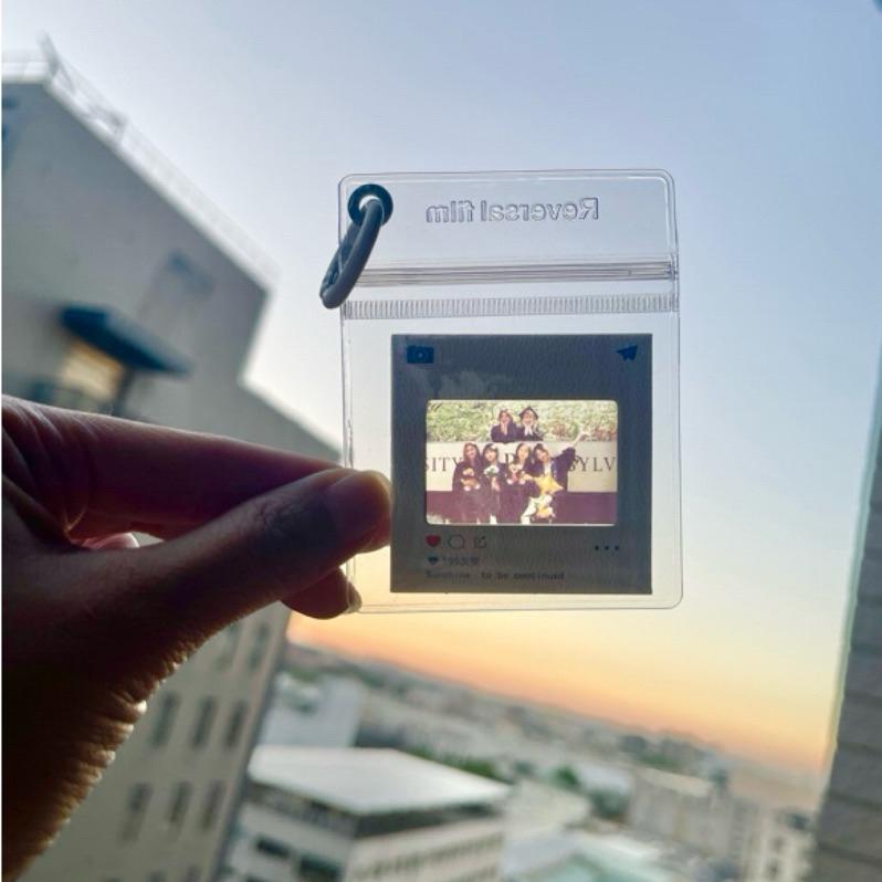 【客製化反轉膠片悠遊卡】 ✨生日禮物✨光影膠片✨反轉膠片吊飾✨應援✨交換禮物✨悠遊卡✨畢業禮物✨聖誕節禮物-細節圖4