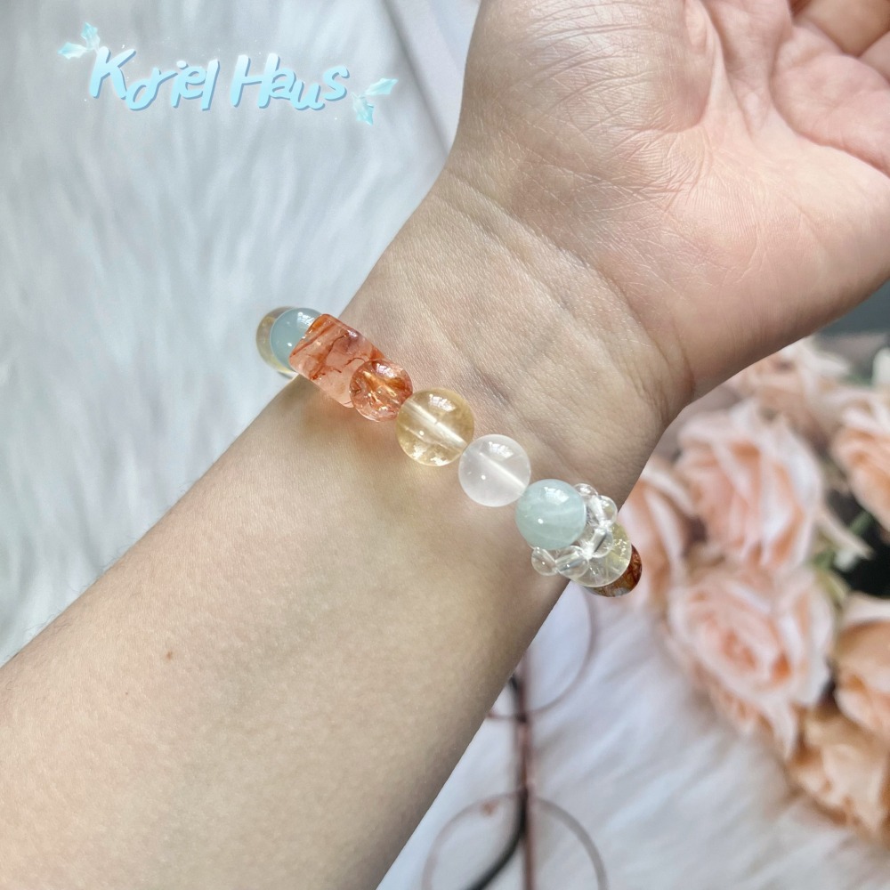 【Koriel Haus】海藍寶 膠花 白水 多寶設計款水晶手串-細節圖2