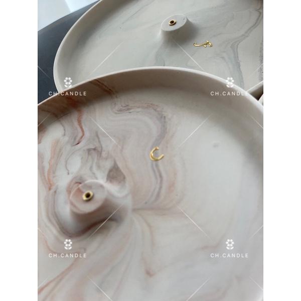 CH.CANDLE 店主的微手作 一圖一物 大理石紋 岩石紋 JESMONITE 線香盤 香盤 香插-細節圖2