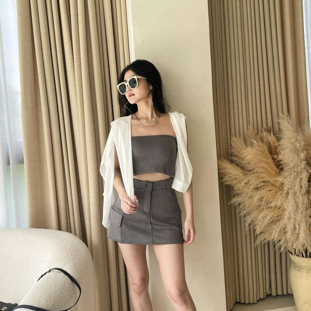 【DOE.FF】 太空棉工裝杯墊套裝 (現貨) 平口背心 背心女 短裙女 A字短裙 套裝女 休閒套裝 辣妹套裝 韓國-細節圖2