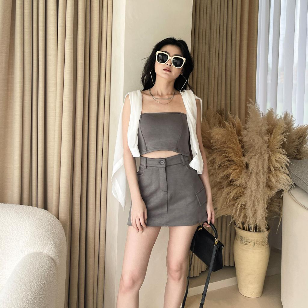 【DOE.FF】 太空棉工裝杯墊套裝 (現貨) 平口背心 背心女 短裙女 A字短裙 套裝女 休閒套裝 辣妹套裝 韓國-細節圖4