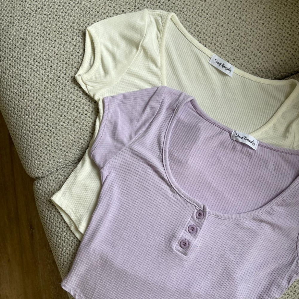 【DOE.FF】 透氣軟料短版上衣 (現貨) 辣妹上衣 上衣女 歐美上衣 緊身上衣 棉T 短T TEE 女裝 INS-細節圖7