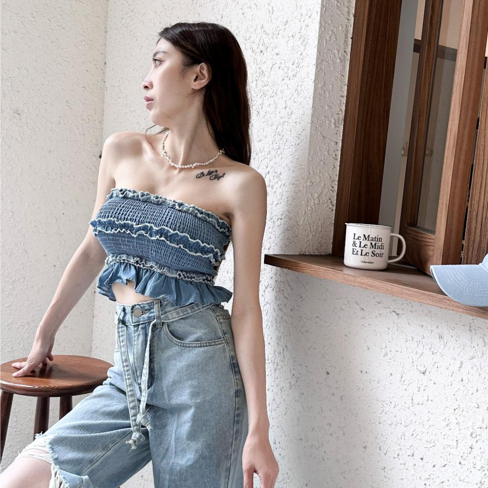 【DOE.FF】 藍天雲朵牛仔抹胸 (現+預) 上衣女 露肩上衣 平口上衣 歐美上衣 無袖背心 辣妹上衣 平口背心-細節圖3