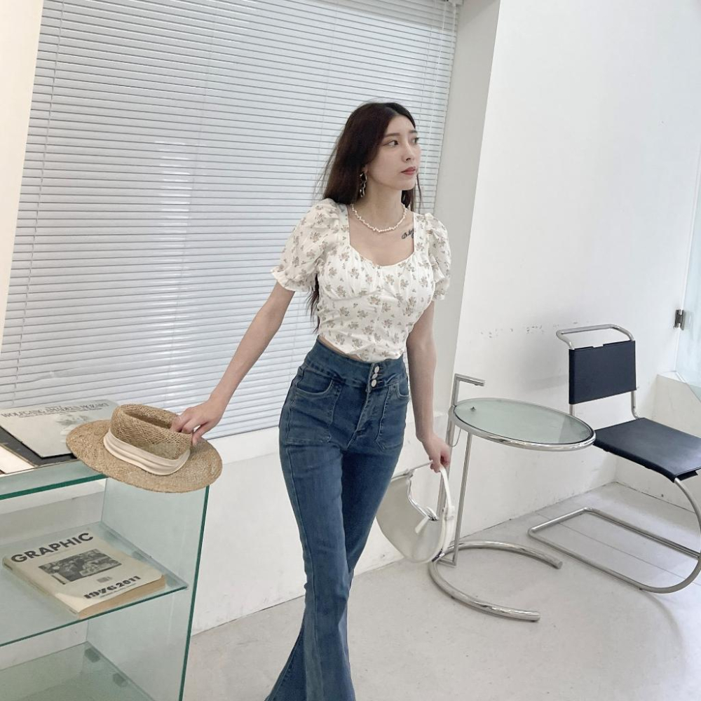 【DOE.FF】 韓國車線俐落長腿喇叭褲 (現貨) 牛仔長褲 牛仔褲 長褲女 喇叭褲 顯瘦長褲 高腰長褲 辣妹風 寬褲-細節圖8