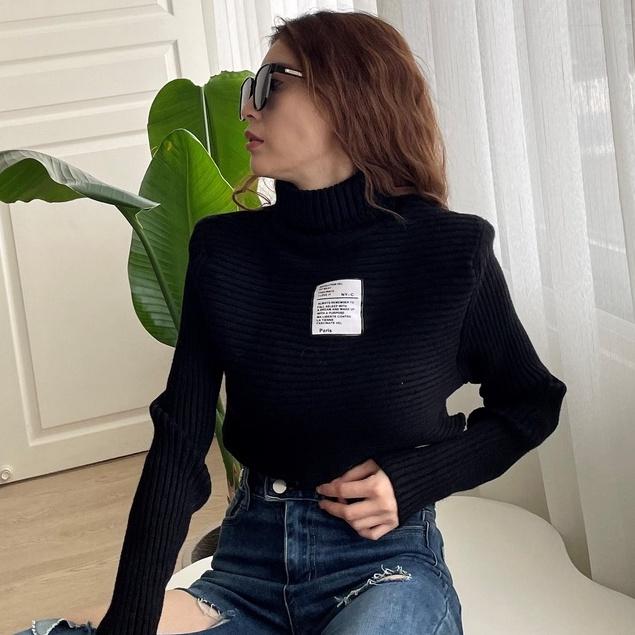 【DOE.FF】高領坑條標籤墊肩毛衣｜現貨｜高領毛衣 韓國 針織上衣 打底衫 女裝 ＩＮＳ風 短版上衣 快速出貨 短版-細節圖5