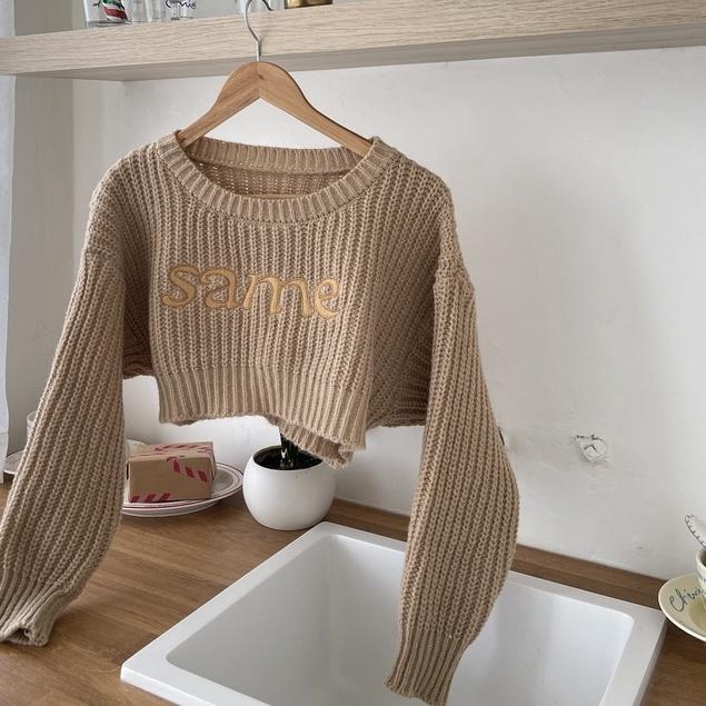 【DOE.FF】刺繡字母短毛衣｜現貨｜短版毛衣 圓領毛衣 針織衫 打底衫 短版上衣 女裝 大學Ｔ 毛衣女 發熱衣 上衣女-細節圖6