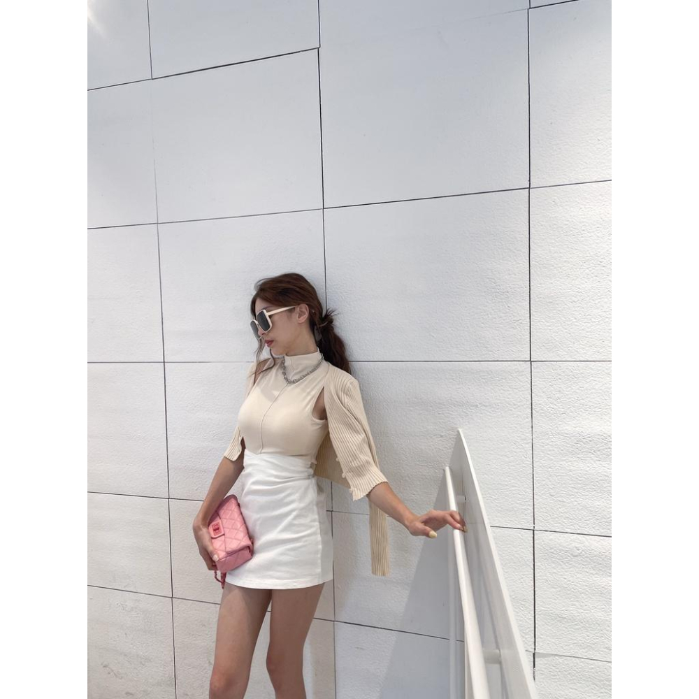 【DOE.FF】純白彈力包臀牛仔短裙 (現貨) 牛仔短褲 牛仔短裙 短裙女 包臀裙 辣妹短裙 高腰短裙 女裝-細節圖2