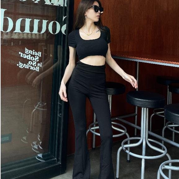 【DOE.FF】 滑面翹臀顯瘦喇叭褲 (現貨) 瑜珈褲 運動褲 內搭褲 長褲女 打底褲 顯瘦長褲 彈力長褲 高腰-細節圖2