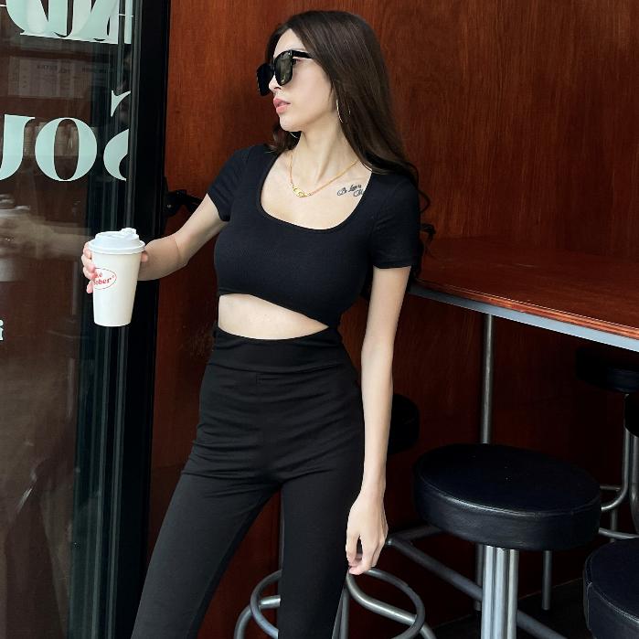 【DOE.FF】 滑面翹臀顯瘦喇叭褲 (現貨) 瑜珈褲 運動褲 內搭褲 長褲女 打底褲 顯瘦長褲 彈力長褲 高腰-細節圖3