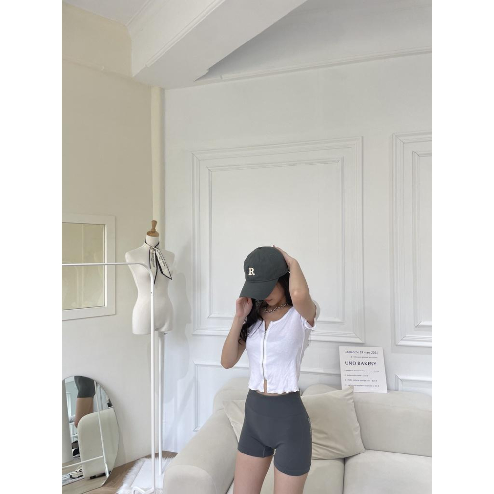 【DOE.FF】末代爾拉鍊圓領短T｜現貨｜ U領上衣 棉T 素T 短袖上衣 短版上衣 圓領上衣 圓領T 打底衫 發熱衣-細節圖5