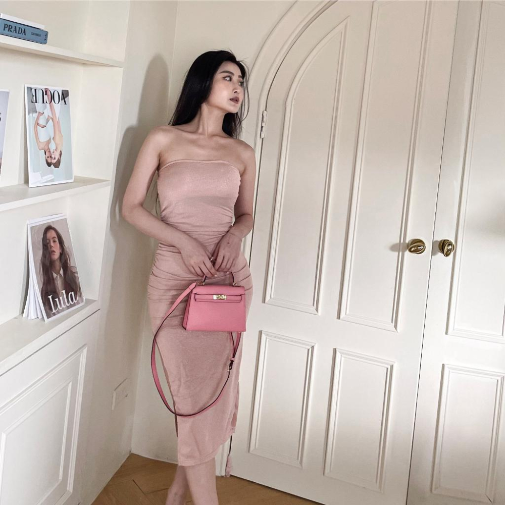 【DOE.FF】 珍妮風銀蔥抓皺長洋 (現+預) 洋裝 連身裙 顯瘦洋裝 長洋 辣妹洋裝 平口洋裝 韓國-細節圖6