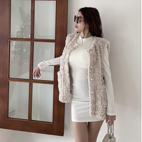 【DOE.FF】棉花糖毛毛質感背心外套｜現貨｜保暖外套 夾克 馬甲外套 毛毛外套 水貂毛 大衣女 厚外套 秋冬外套 女裝-細節圖3