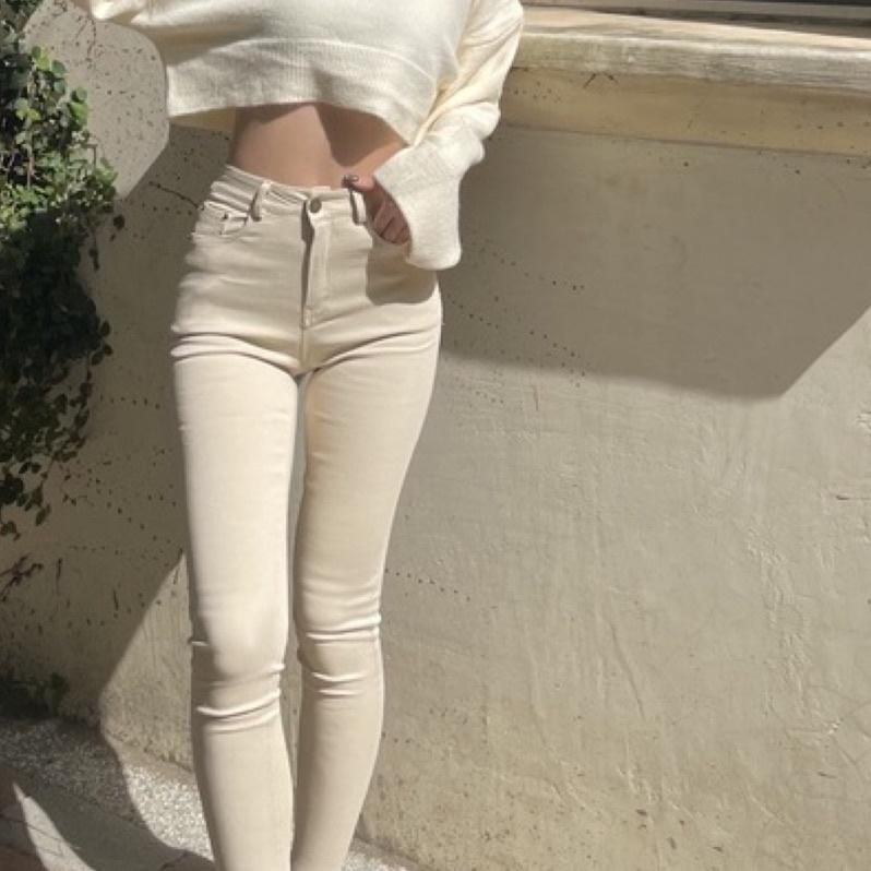 【DOE.FF】 奶白彈力魔術褲 （現貨） 牛仔褲 牛仔長褲 長褲女 緊身褲 高腰長褲 顯瘦長褲 內搭褲 冬季出清-細節圖4