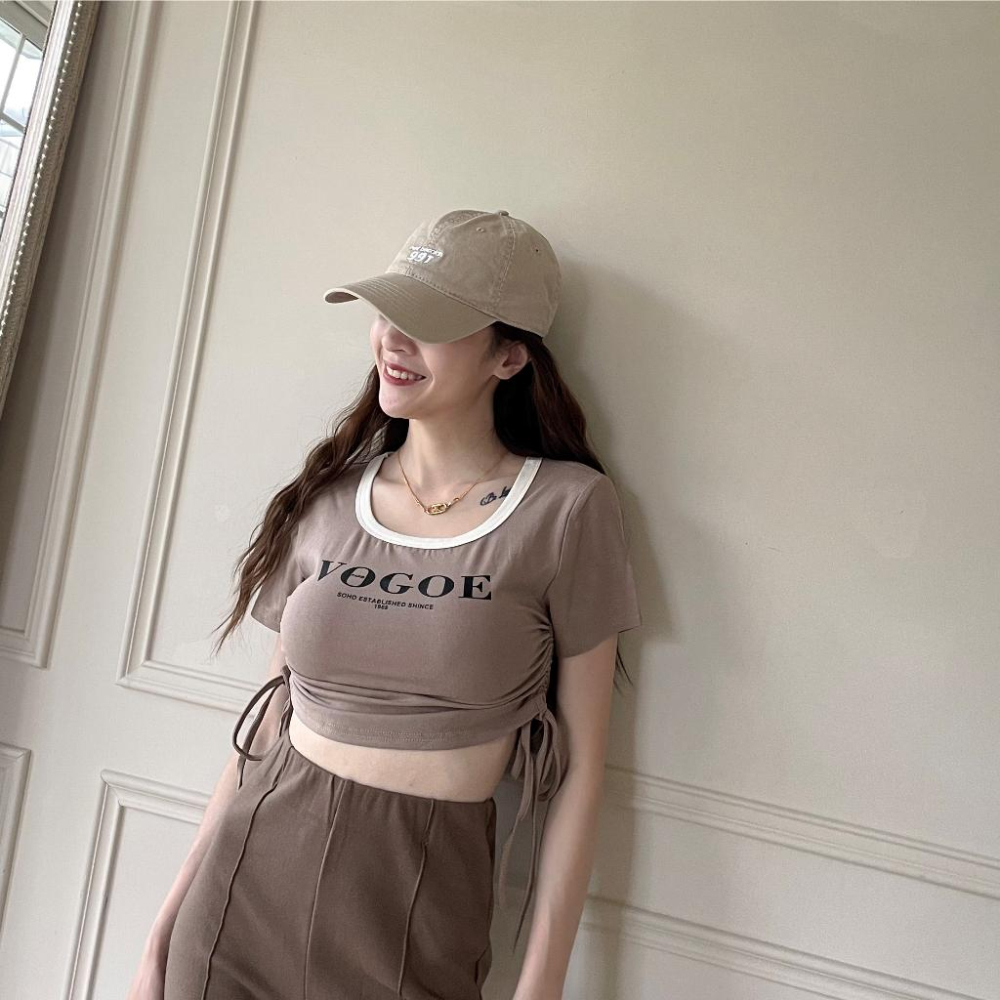 【DOE.FF】 字母抽繩棉短T (現貨) 素色上衣 素T T恤 TEE 短版上衣 圓領 上衣女 辣妹上衣 打底衣-細節圖6