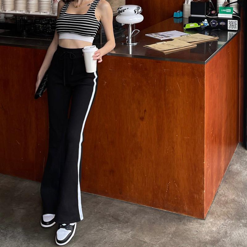 【DOE.FF自訂款】側條螺紋喇叭褲 (現貨) 喇叭長褲 運動長褲 長褲女 喇叭褲 高腰長褲 休閒長褲 棉褲 女裝 辣妹-細節圖2