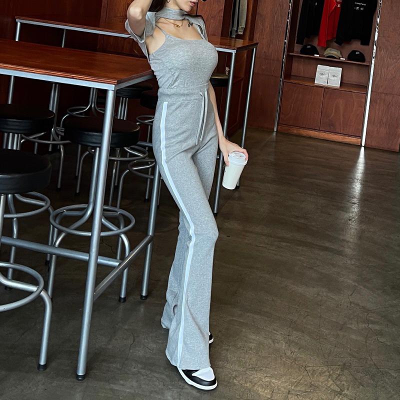 【DOE.FF自訂款】側條螺紋喇叭褲 (現貨) 喇叭長褲 運動長褲 長褲女 喇叭褲 高腰長褲 休閒長褲 棉褲 女裝 辣妹-細節圖7