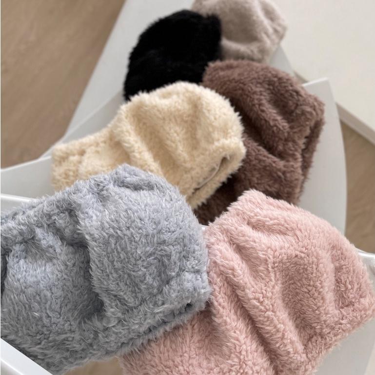 【DOE.FF】捲Q毛毛BRA背心 ｜現貨｜ 背心女 露肩上衣 一字領 毛毛背心 水貂毛 保暖背心 發熱背心 短版背心-細節圖2