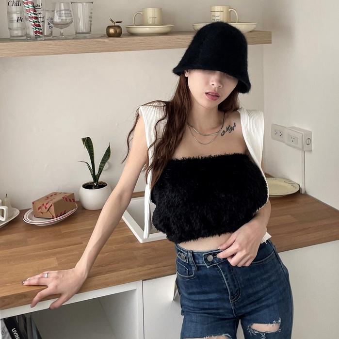 【DOE.FF】捲Q毛毛BRA背心 ｜現貨｜ 背心女 露肩上衣 一字領 毛毛背心 水貂毛 保暖背心 發熱背心 短版背心-細節圖8