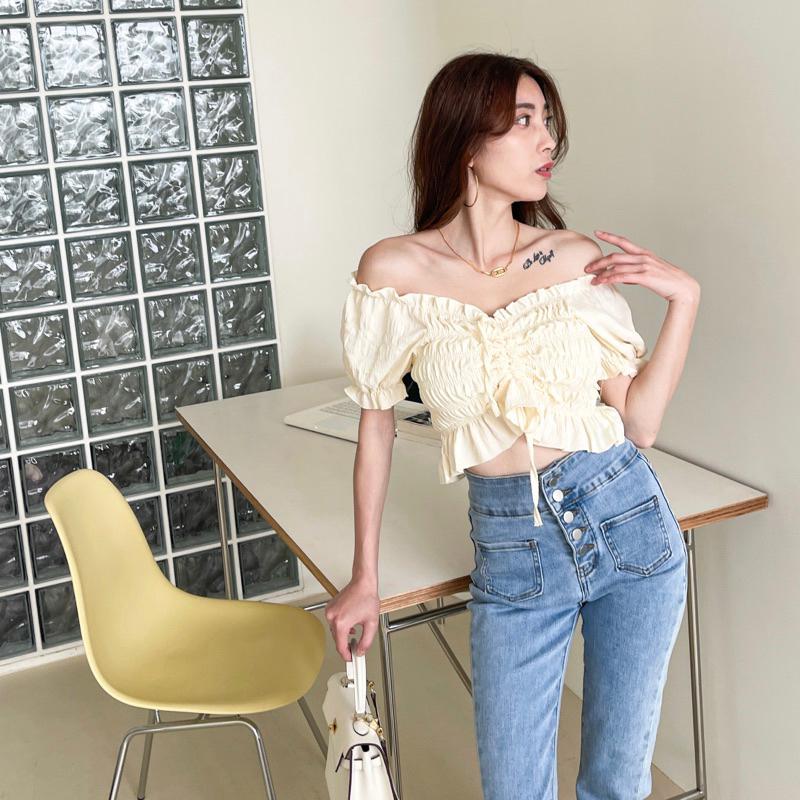 【DOE.FF】仙氣皺皺抽繩上衣 (現貨) 一字領上衣 一字領 露肩上衣 上衣女 短版上衣 辣妹上衣 辣妹風 女裝 雪紡-細節圖3