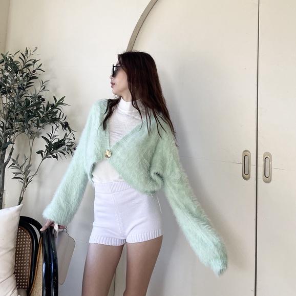 【DOE.FF】 金釦水貂毛短版外套 （現貨） 水貂毛外套 針織外套 短版外套 保暖外套 毛毛外套 厚外套 外套女 女裝-細節圖5