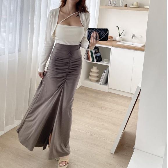 【DOE.FF】歐美窈窕抓皺魚尾長裙｜現貨｜ 棉長裙 裙子 高腰裙 現貨-細節圖4