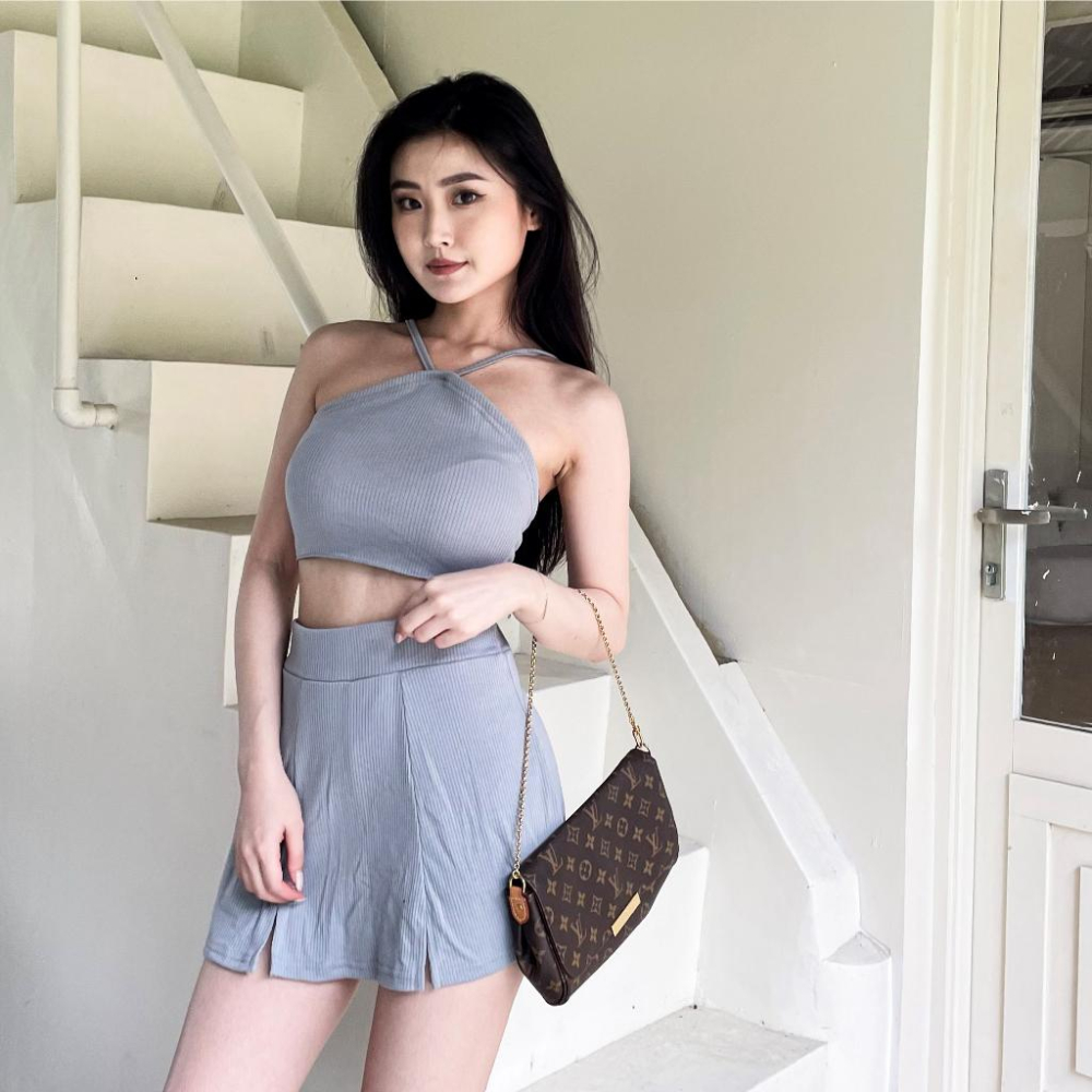 【DOE.FF】 顯瘦削肩渡假套裝 (現貨) 套裝女 削肩背心 褲裙女 顯瘦短裙 高腰短裙 休閒套裝 短裙女 SET-細節圖3