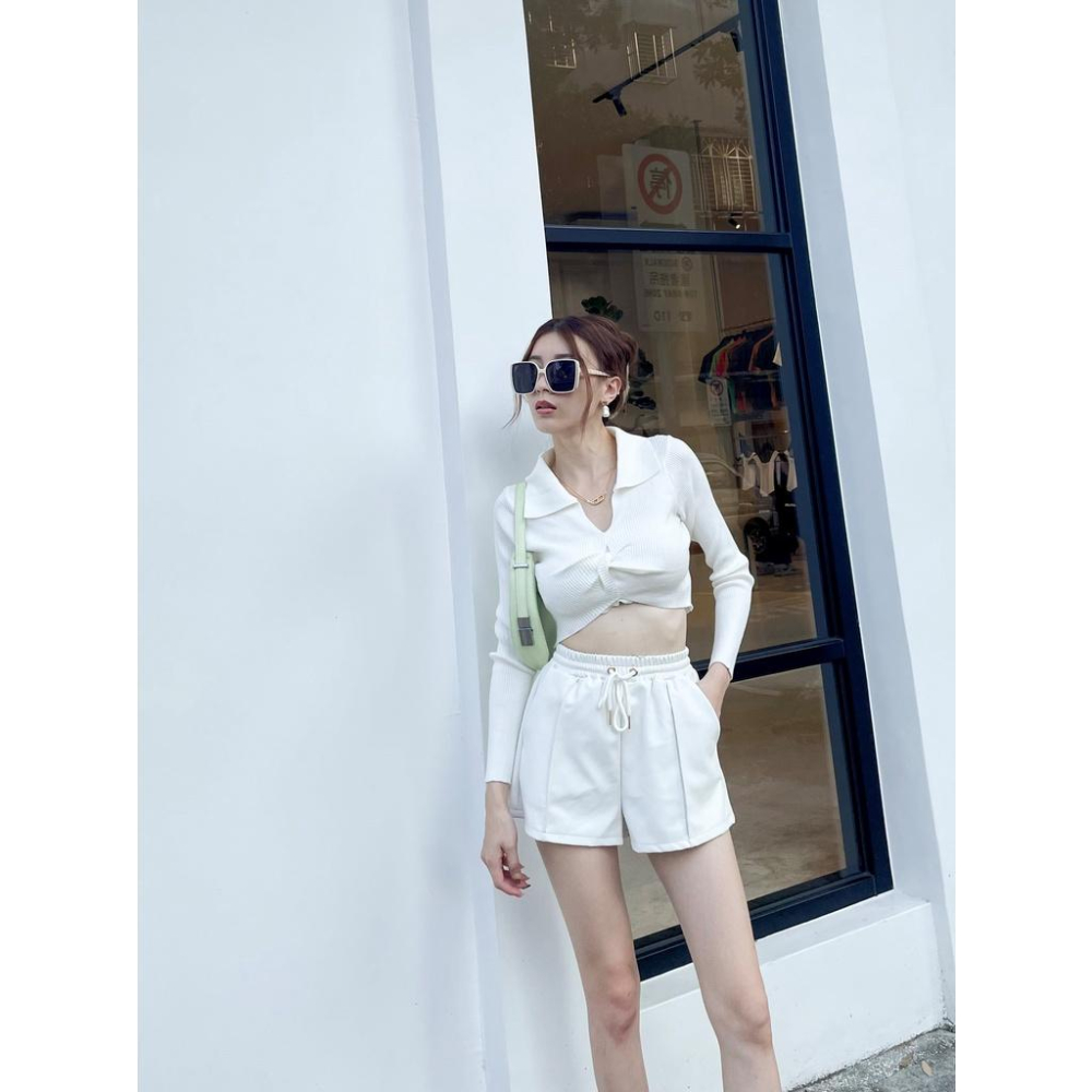 【DOE.FF】翻領扭結針織上衣 (現貨) 發熱衣 針織衫 打底衫 短版上衣 辣妹風 針織毛衣 毛衣女 女裝 上衣女-細節圖2