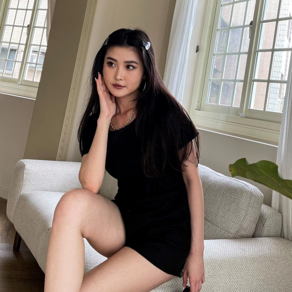 【DOE.FF】 鬆餅格休閒套裝 (現貨) 運動套裝 套裝女 休閒短褲 短T 圓領上衣 上衣女 短褲女 顯瘦短褲 女裝-細節圖3