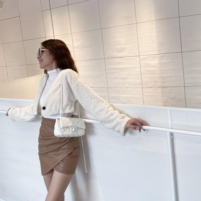 【DOE.FF】熊寶寶單釦短外套 （現貨） 短版外套 毛毛外套 西裝外套 外套女 厚外套 保暖外套 女裝 毛衣女 外套-細節圖5