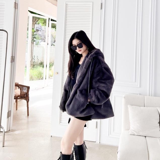 【DOE.FF】新品上市兔毛鋪棉寬鬆外套 （現貨） 毛毛外套 連帽外套 寬鬆外套 保暖外套 鋪棉外套 厚外套 大衣外套-細節圖6