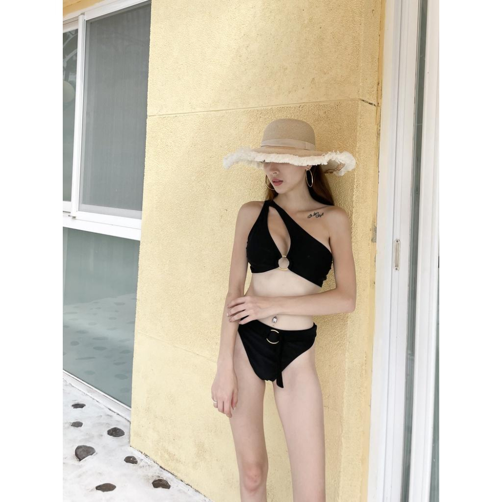 【DOE.FF】單肩釦環bikini泳衣  (現貨) 比基尼 泳衣 辣妹風 歐美風 女裝 套裝女 性感內衣-細節圖7