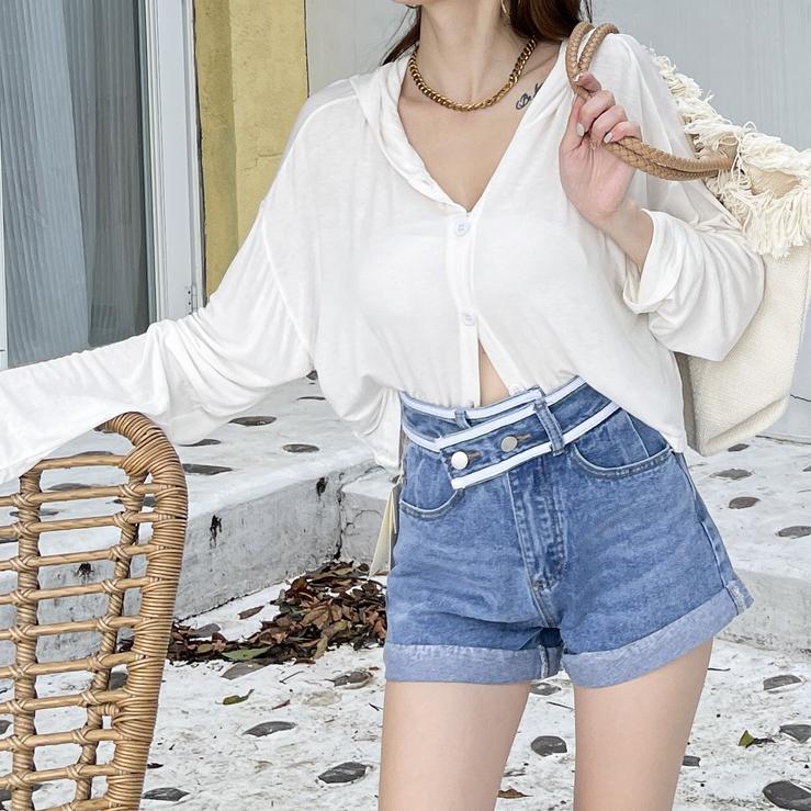 【DOE.FF】春款排釦防曬連帽外套 （現貨） 連帽外套 短版外套 防曬外套 棉外套 休閒外套 外套女 女裝 上衣女-細節圖2