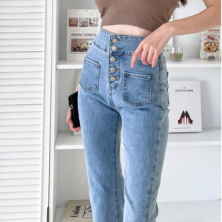 【DOE.FF】 韓國高腰五釦開岔喇叭褲 (現貨) 長褲女 顯瘦長褲 喇叭褲 高腰長褲 排扣長褲 貼身長褲 牛仔褲-細節圖7