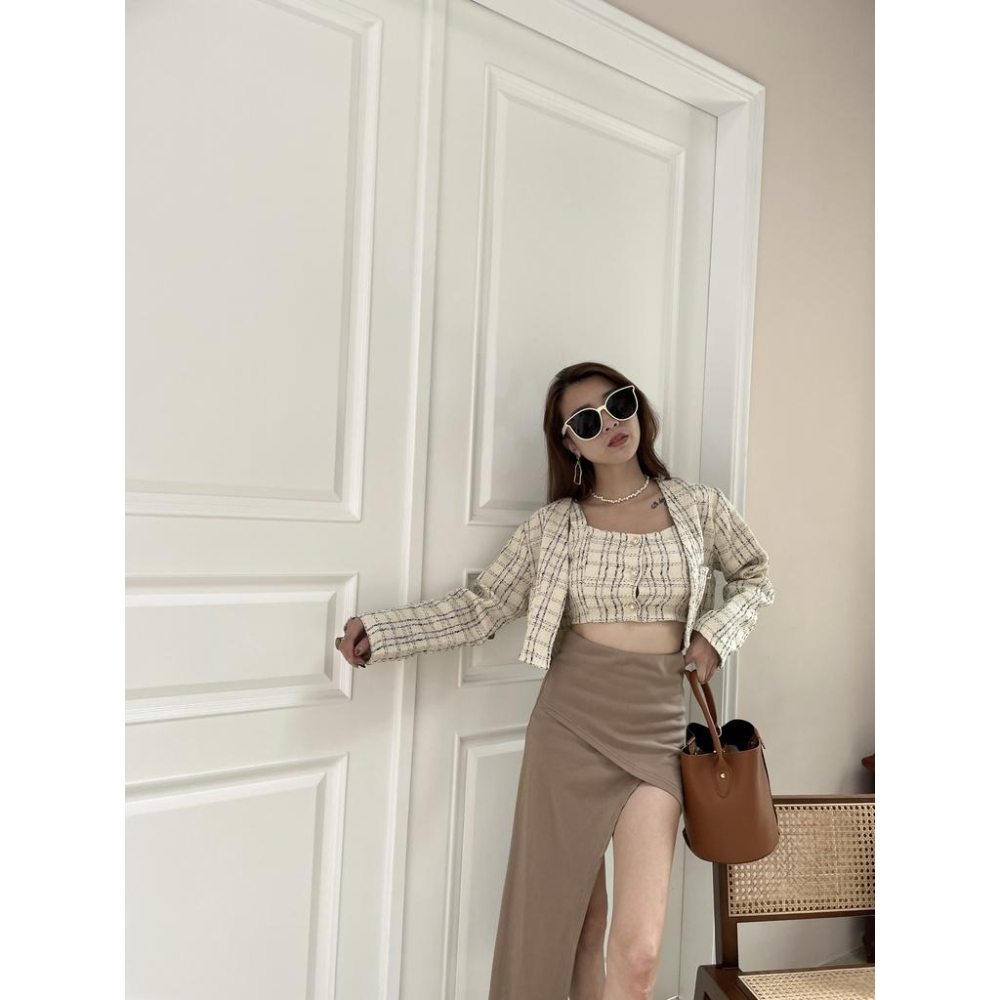 【DOE.FF】 小香混織短版兩件套裝｜現貨｜小香風 套裝女 兩件式套裝 兩件式上衣 短版上衣 短版外套 辣妹 ootd-細節圖3