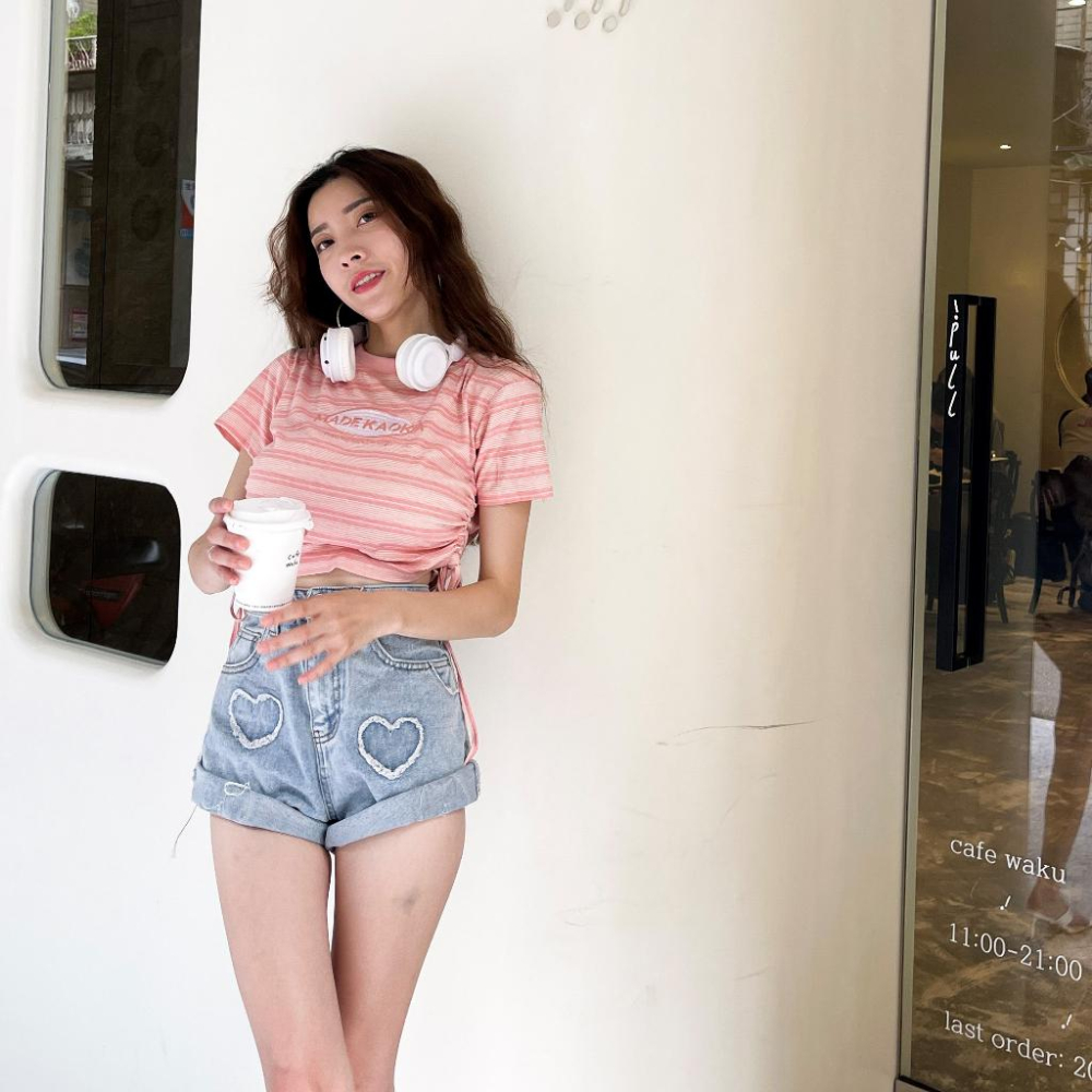 【DOE.FF】 粉色條紋刺繡抽繩短T (現+預) 圓領上衣 短版上衣 棉T 粉色上衣 短袖上衣 上衣女 粉色上衣女-細節圖9