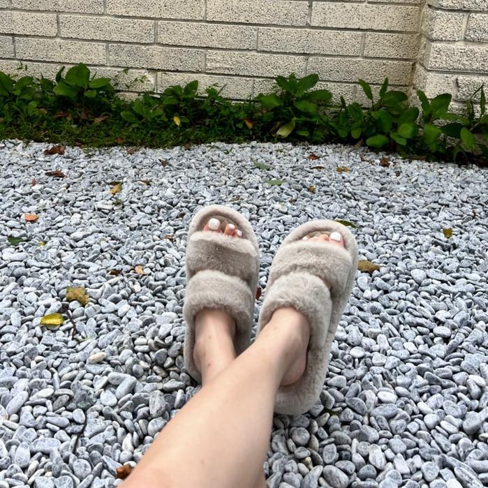 【DOE.FF】菱格底熊寶寶毛厚底拖鞋 （現貨） 拖鞋 增高拖鞋 韓國毛毛拖鞋 毛毛拖 毛毛拖鞋 休閒鞋 毛毛-細節圖3