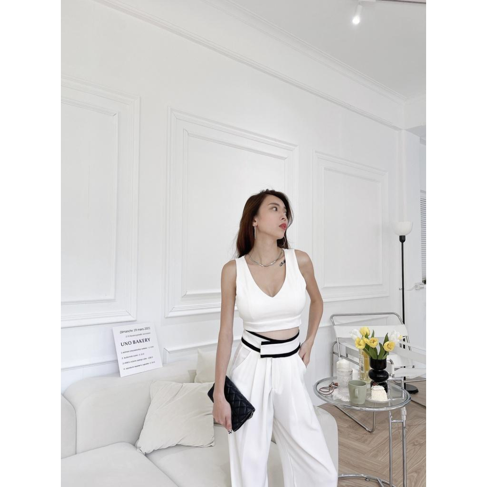 【DOE.FF】自訂款V領Bratop （現貨·福利品） bratop 背心女 辣妹上衣 短版上衣 Ｖ領上衣 短版背心-細節圖6