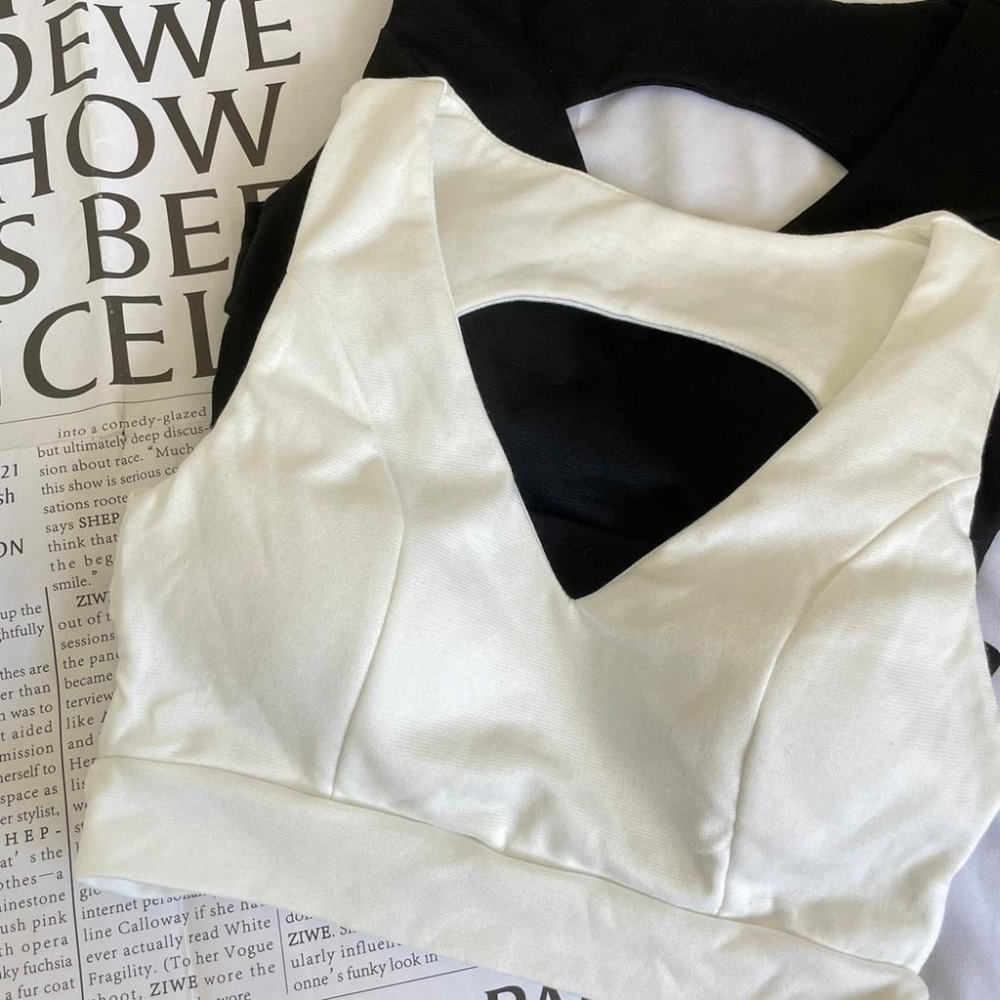 【DOE.FF】自訂款V領Bratop （現貨·福利品） bratop 背心女 辣妹上衣 短版上衣 Ｖ領上衣 短版背心-細節圖9