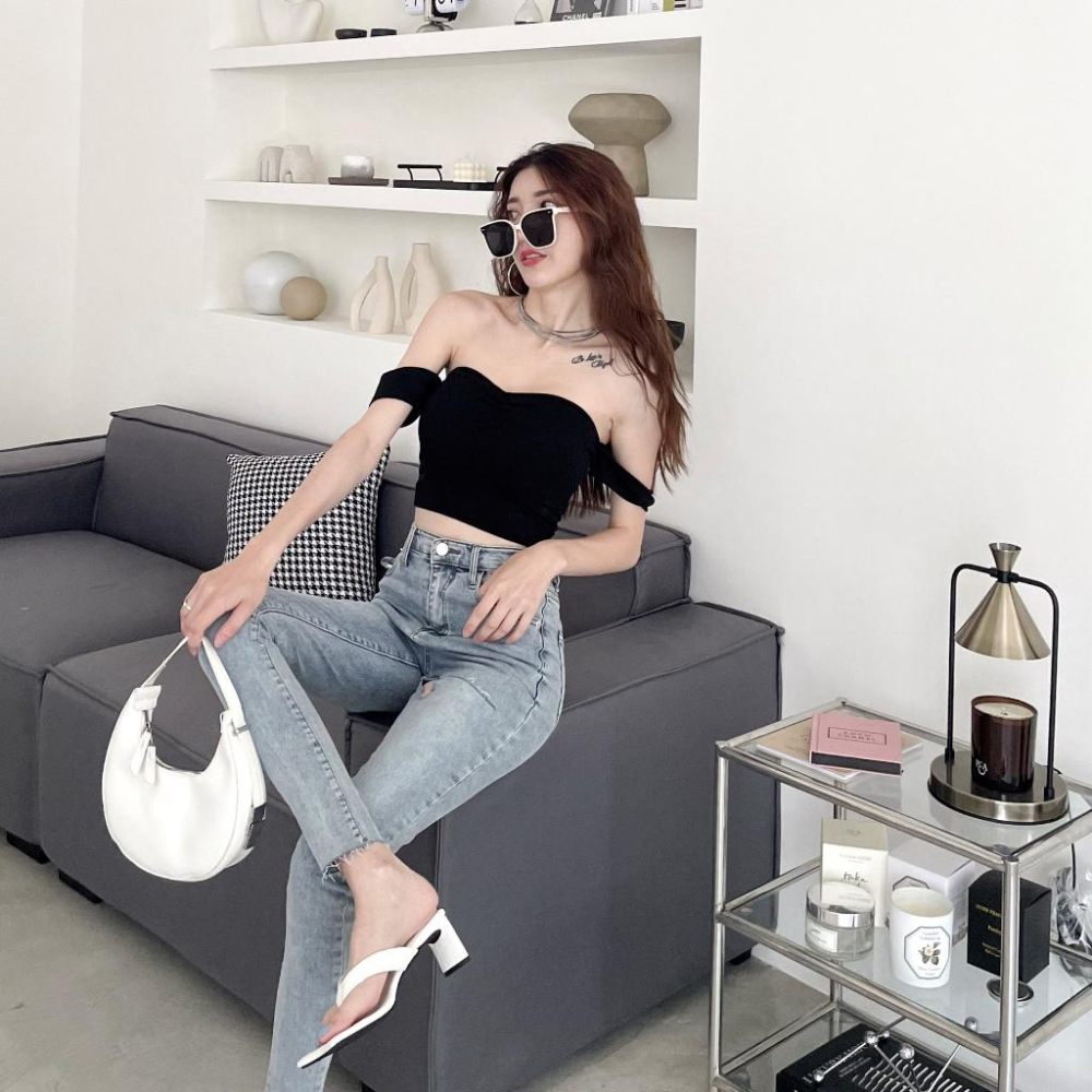 【DOE.FF】 抓皺桃心斷袖帶杯上衣 (現+預) 一字領上衣 BRATOP 帶杯上衣 短版背心 斷袖上衣 杯墊上衣-細節圖8