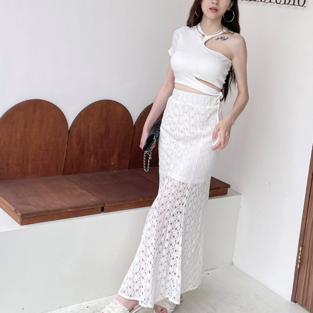 【DOE.FF】 單肩腰綁繩帶杯上衣 (現貨) 棉T 短袖上衣 BRATOP 杯墊上衣 辣妹上衣 露肩上衣 短版上衣-細節圖8