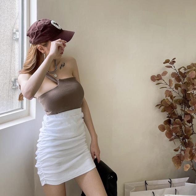 【DOE.FF自訂款】坑條杯墊背心 (現貨) bratop bra 背心女 一字領 一字領上衣 削肩背心 短版背心-細節圖3