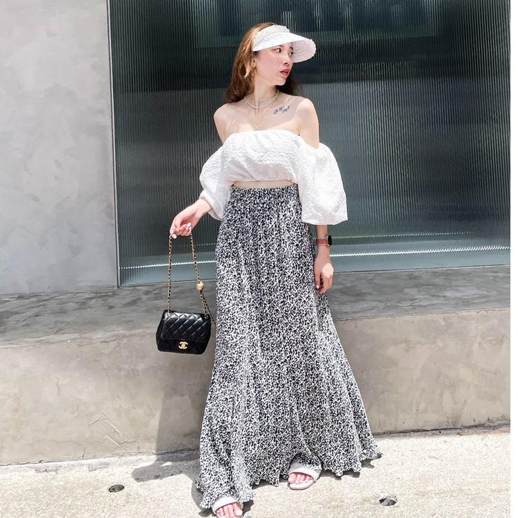 【DOE.FF】碎花百褶飄逸長裙 (現貨) 長裙 高腰長裙 裙子 Ａ字裙 開衩長裙 牛仔短裙 孕婦裝 連身裙 女裝 開衩-細節圖6