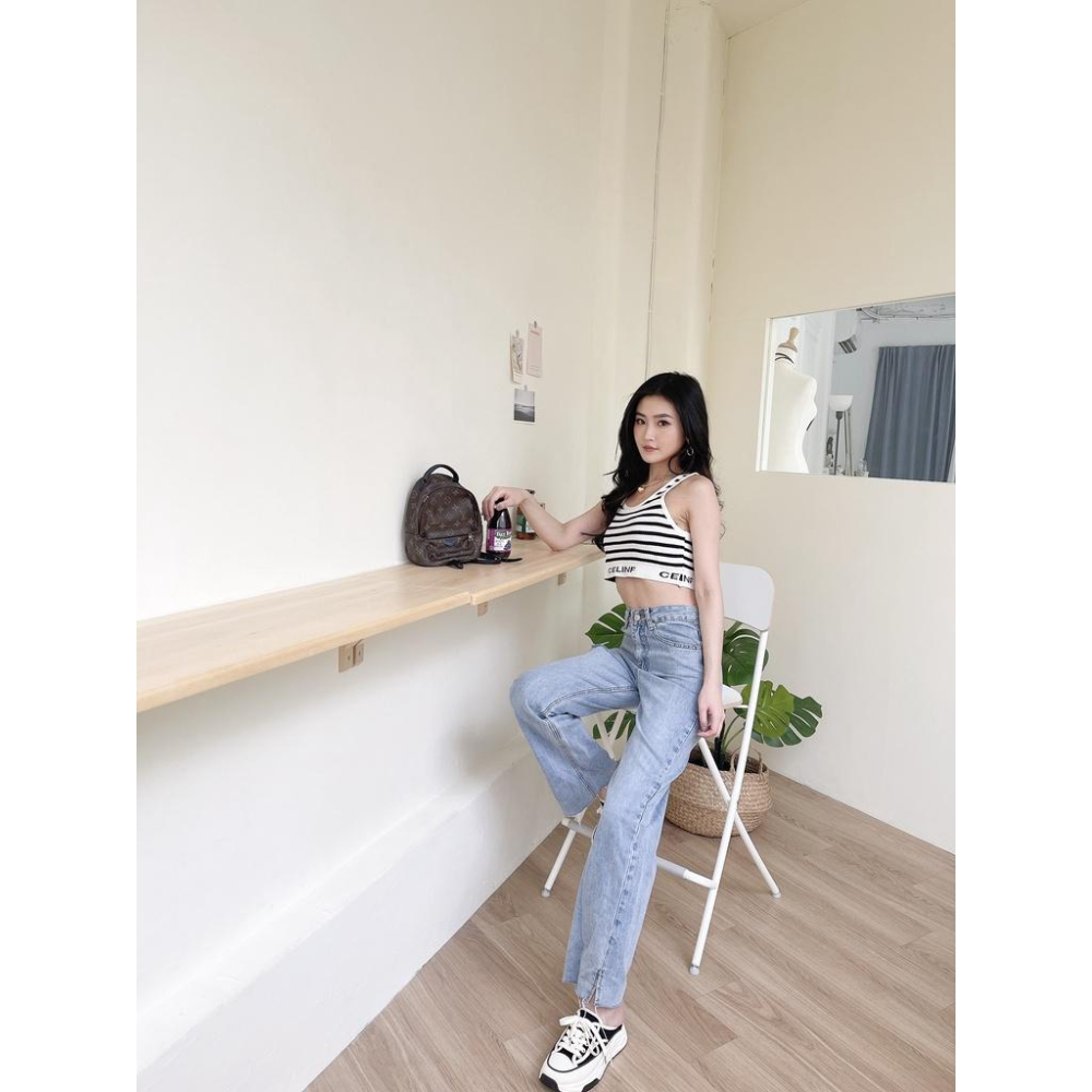 【DOE.FF】個性割破男友牛仔寬褲 (現貨) 寬褲 長褲女 牛仔長褲 直筒褲 顯瘦長褲 高腰長褲 女裝 牛仔褲 辣妹風-細節圖2