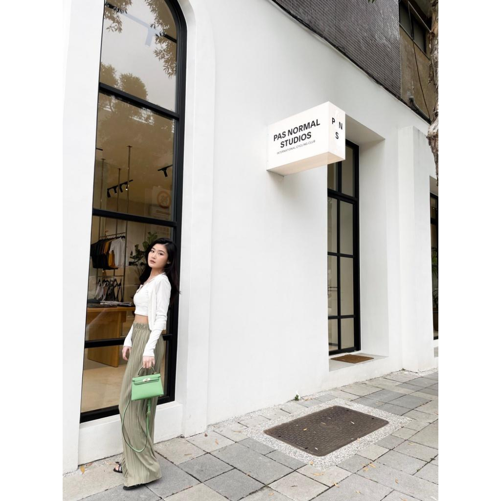 【DOE.FF】飄逸壓褶闊腿寬褲 ｜現貨｜寬褲 闊腿褲 長褲女 高腰長褲 雪紡寬褲-細節圖6