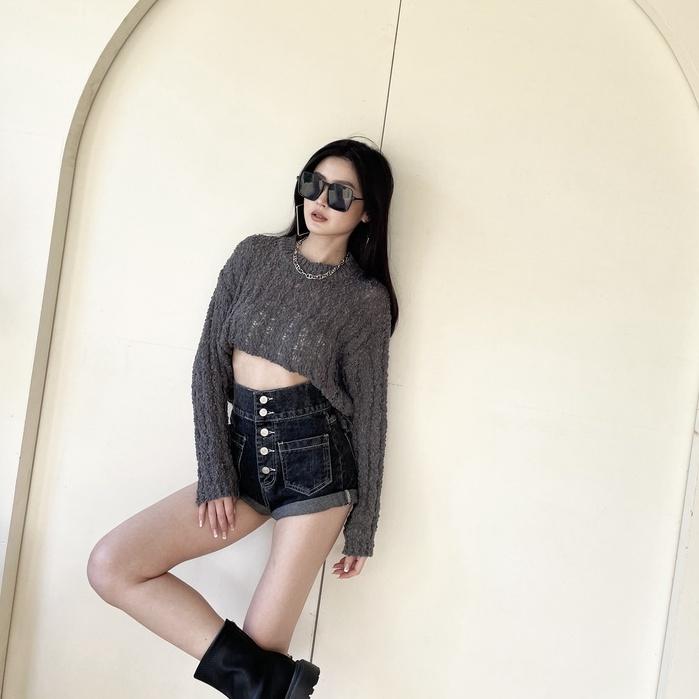 【DOE.FF實】 糖霜麻花圓領短針織衣 (現貨） 圓領毛衣 針織毛衣 短版毛衣 毛衣女 針織衫 短版上衣 上衣女 女裝-細節圖2