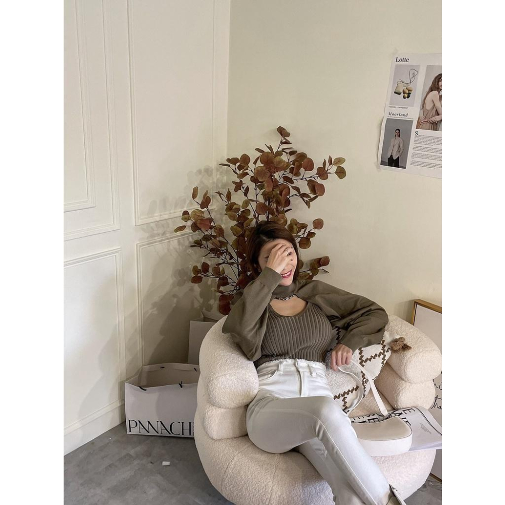 【DOE.FF】澎袖套頭兩件式造型上衣｜現貨｜-細節圖2