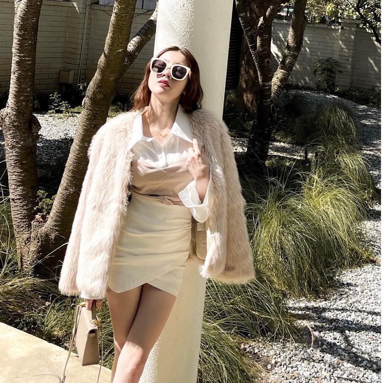 【DOE.FF】名媛皮草鋪棉大衣｜現貨｜毛毛外套 大衣外套 保暖外套 外套女 ＩＮＳ風 辣妹 秋冬女 厚外套 毛毛-細節圖6