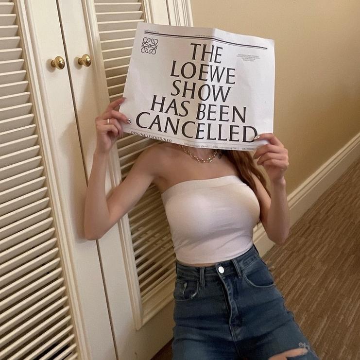 【DOE.FF】 絲滑平口附胸墊背心 （現貨） 背心女 bratop 內搭背心 小可愛 女裝  短版背心 短版上衣 內衣-細節圖3